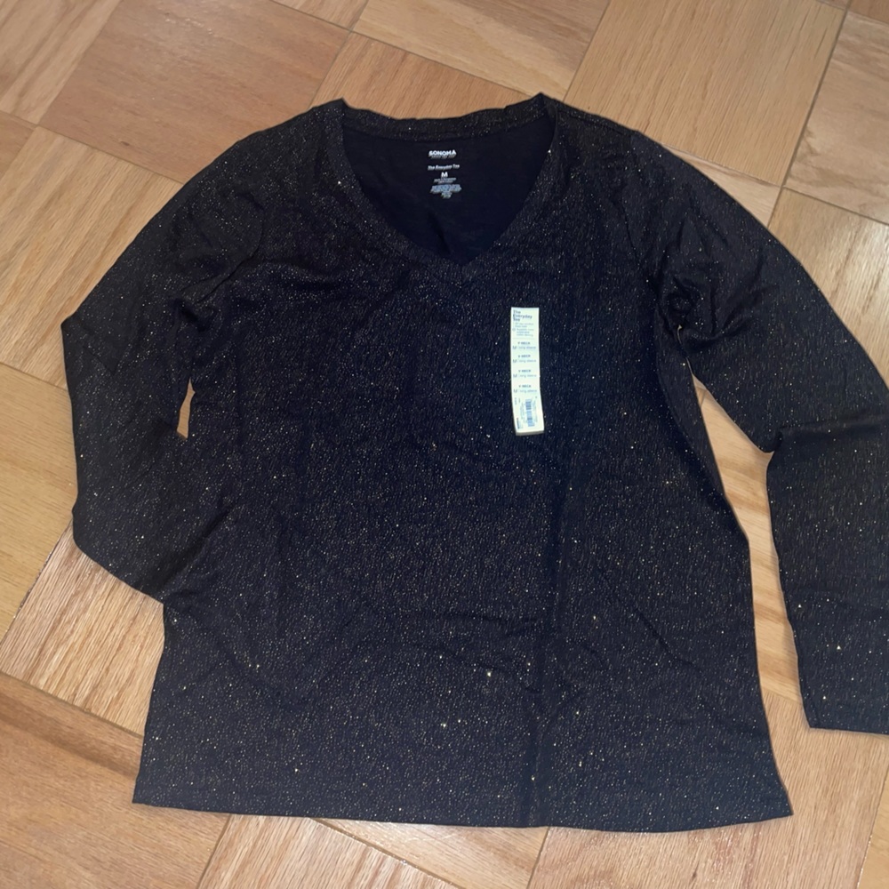 Sparkly long sleeved v neck
